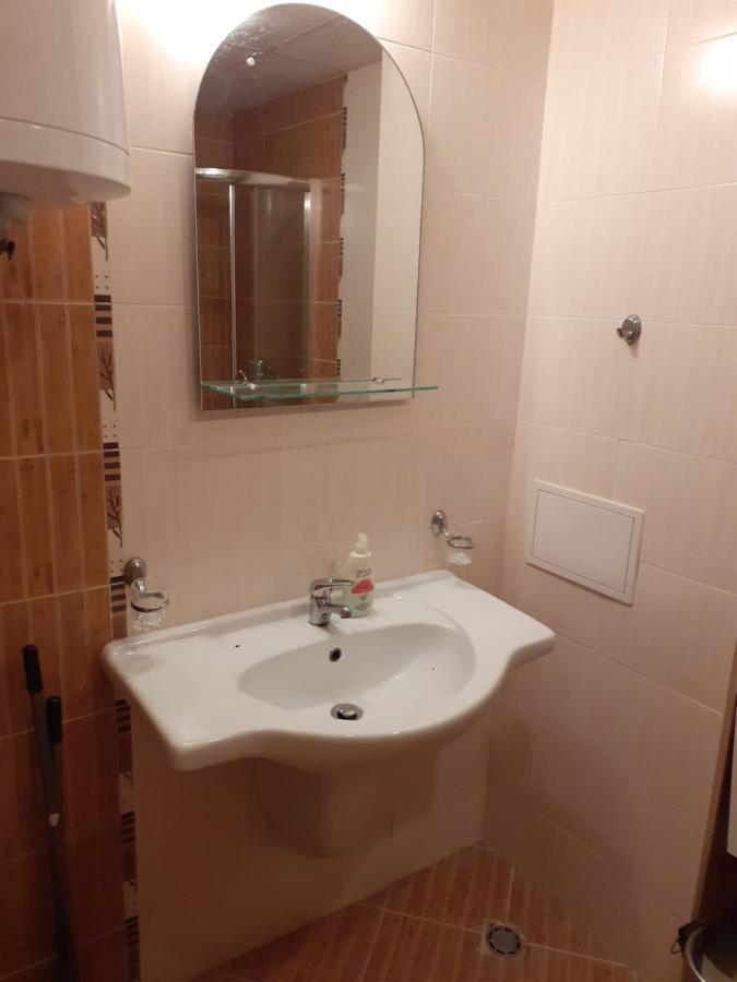 Апартамент Полюси 2 Pantai Sunny Bagian luar foto